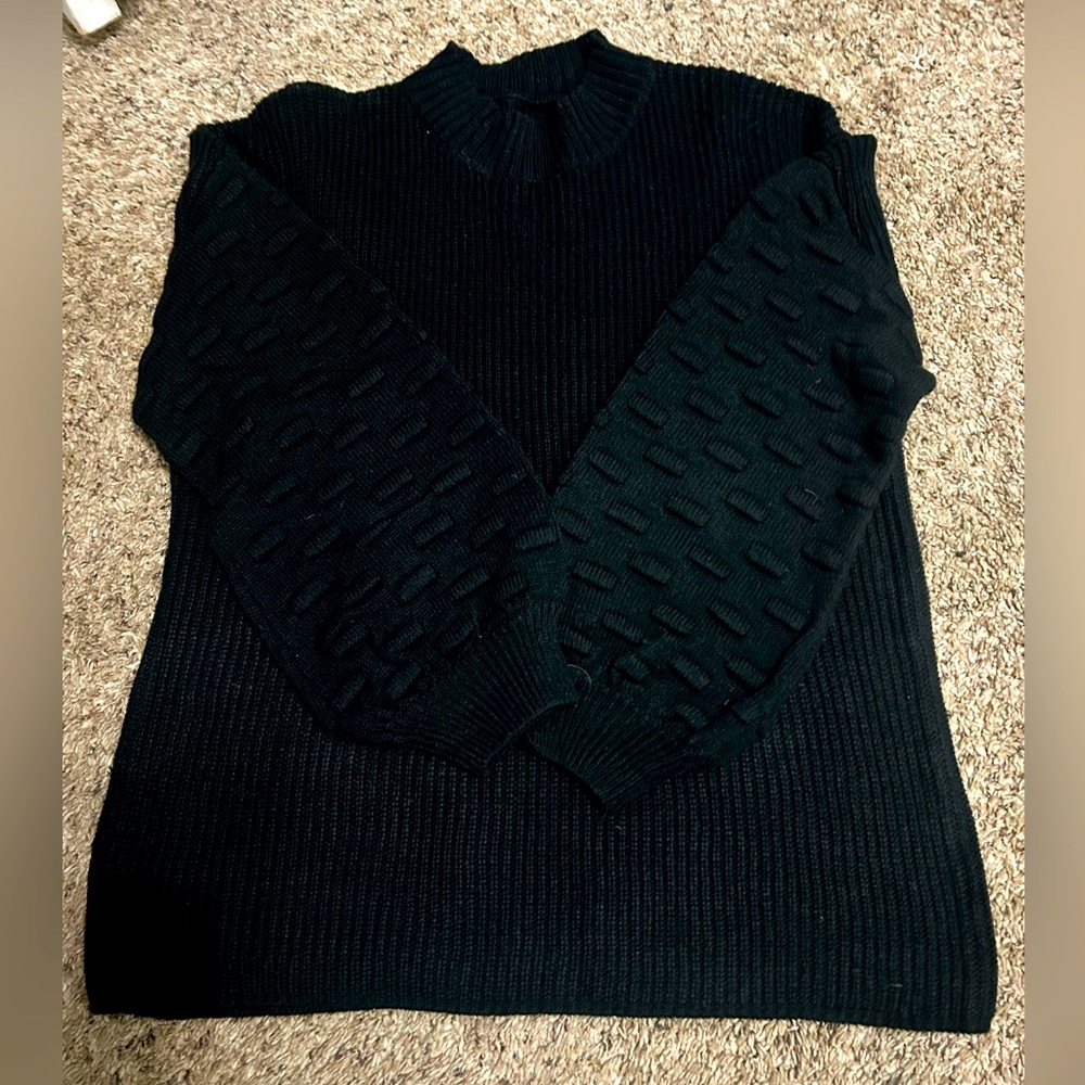 Black oversized sweater